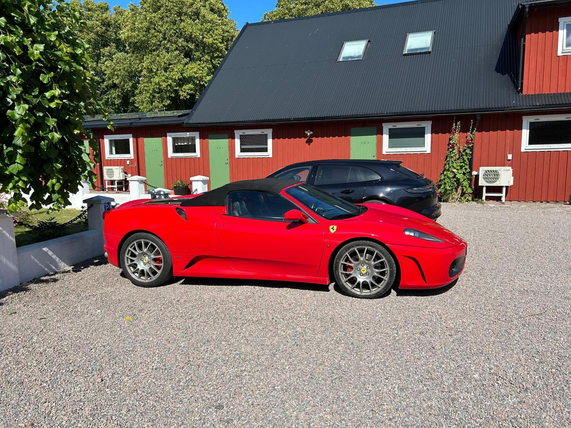 Halmstad Gardshotell エクステリア 写真